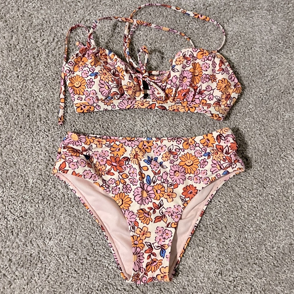 Cupshe Floral Bikini - Pink and Orange